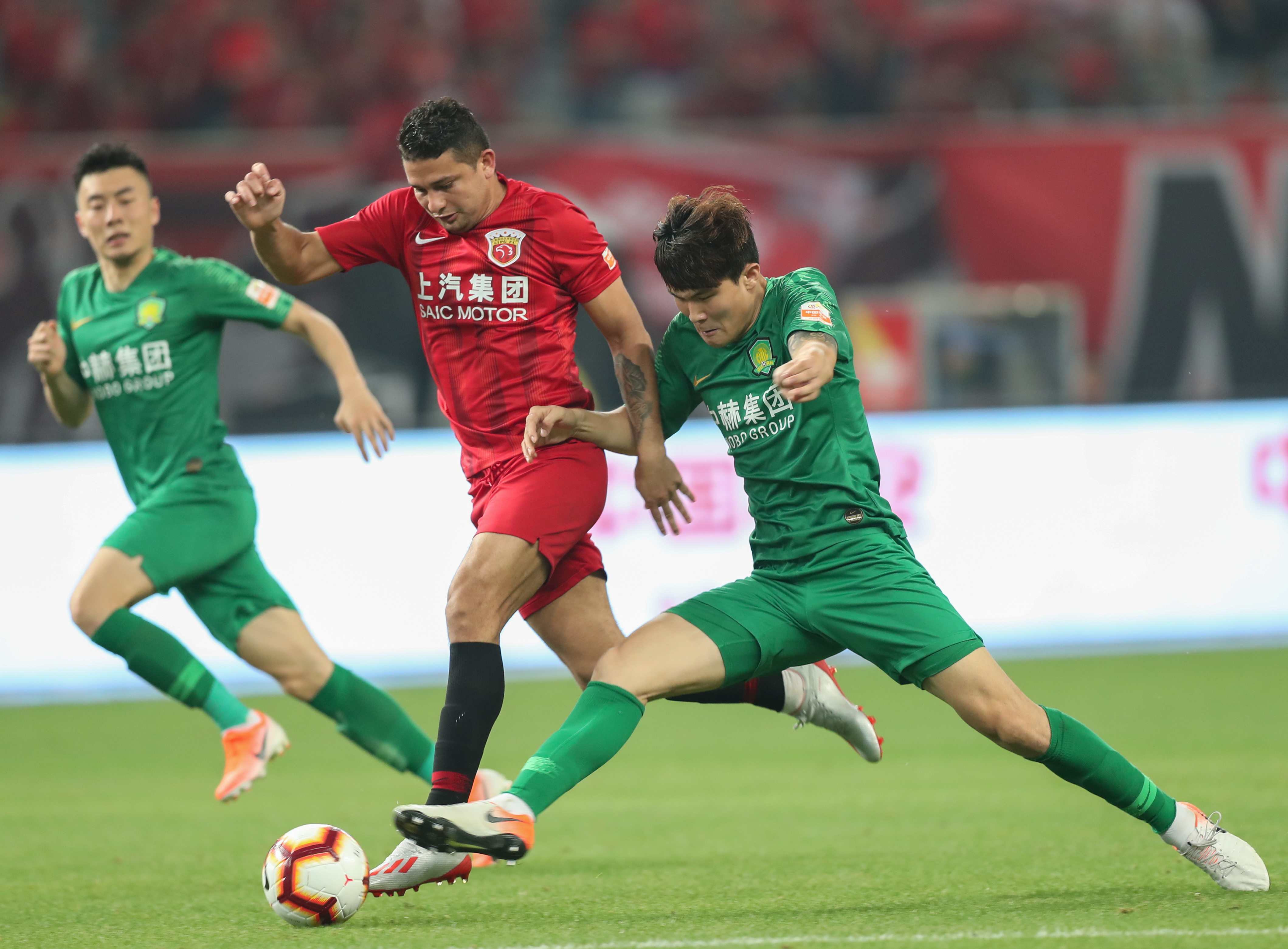 邮报评曼联近5年引援TOP30：姆伯莫第1，C罗第4，桑乔垫底（《邮报》评选曼联近五年30大引援：姆伯莫居首，C罗第4，桑乔垫底）