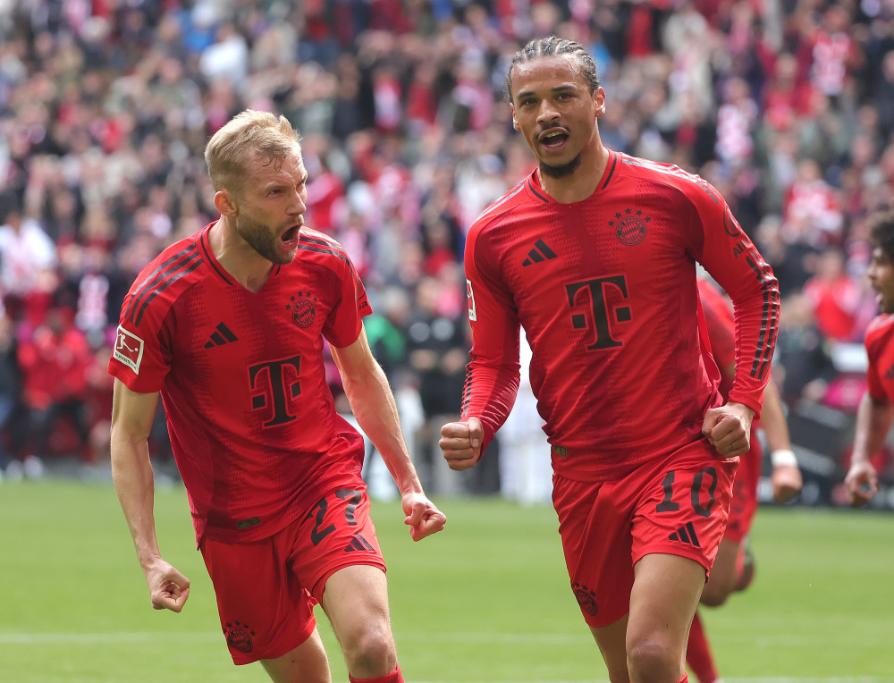 2米门将&“6国元帅”：两名法国球员随阿森纳U16夺冠（两位法国球员助阿森纳U16夺冠：2米门神与“六国元帅”）