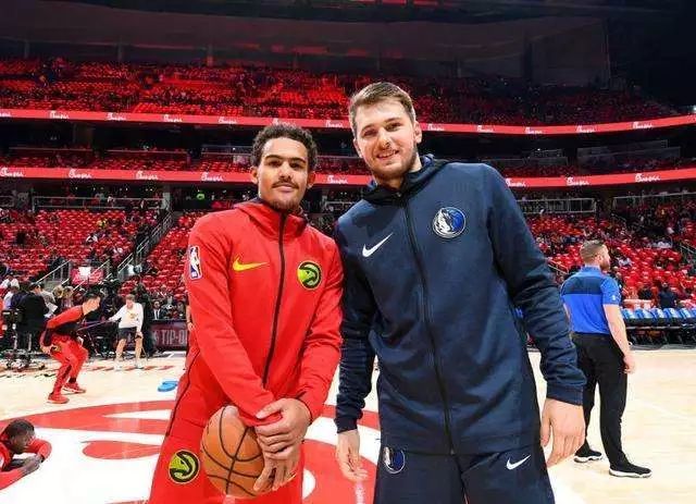 挑战我的足球审美，又值得去参考和对标（颠覆我的足球审美，却是可借鉴的标杆）