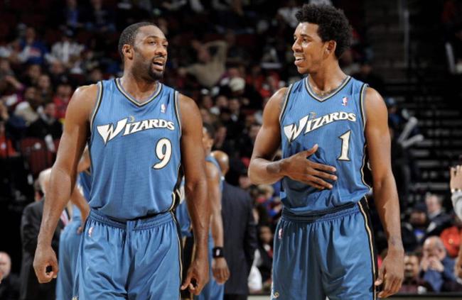 东体：足协曾考虑年初组织国足冬训，届时主教练也一并亮相（东体：足协曾考虑年初举行国足冬训，主教练将同期亮相）