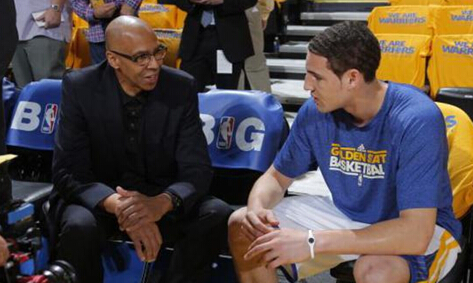 泰州队“苏超”冠军奖杯开启全市巡展，第一站在海陵老街（泰州队“苏超”冠军杯全市巡展启动，首站海陵老街）