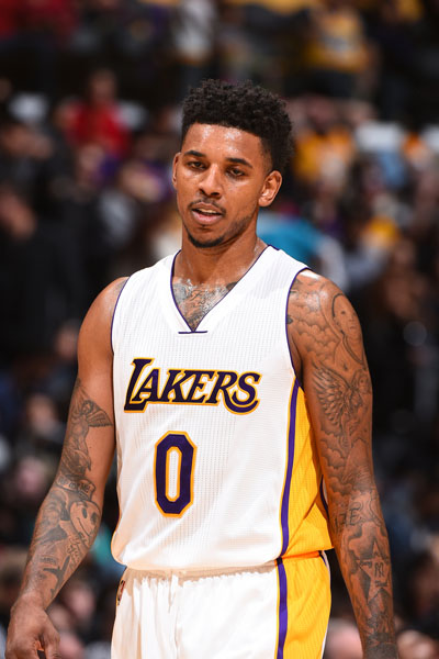 赫拉芬贝赫：我希望能继续和萨拉赫踢球，不知道未来会发生啥（赫拉芬贝赫：盼与萨拉赫继续并肩作战，未来走向尚未可知）