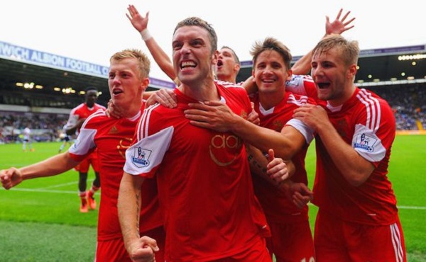 篮球篮网球员连续三场抢断上双