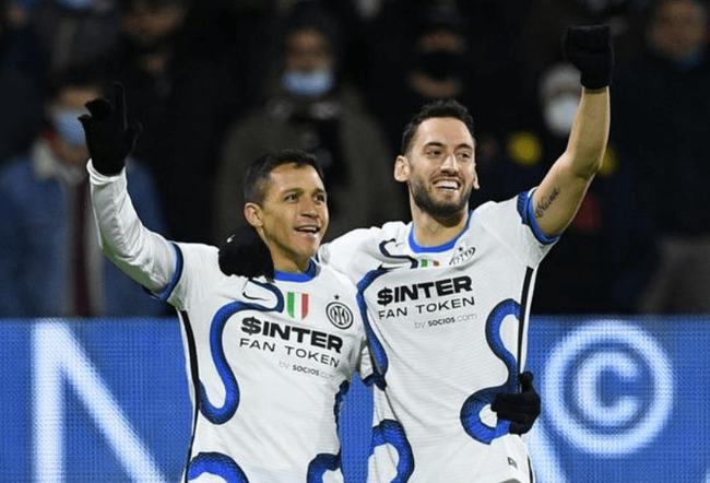 这中卫是真正的后防领袖（这名中卫才是后防线的真正领袖）